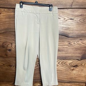Maurice’s dress crop pant.  Like new.  Size 5/6.